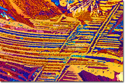 Photograph of Clozapine (Clozaril) under the microscope.